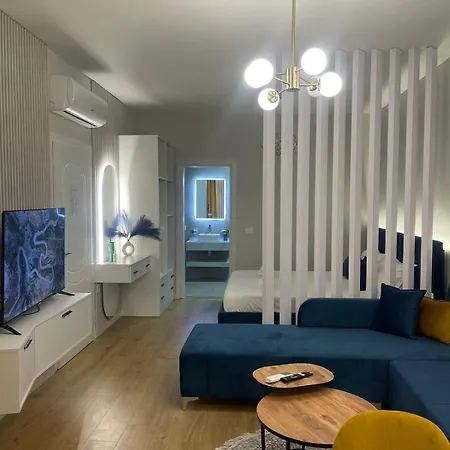 Πανσιόν Juar - Modern 3*