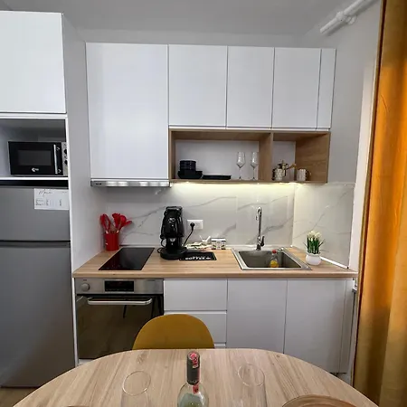 Πανσιόν Juar - Modern