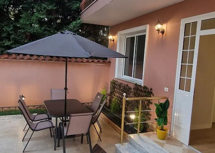 בית הארחה Juar - Modern