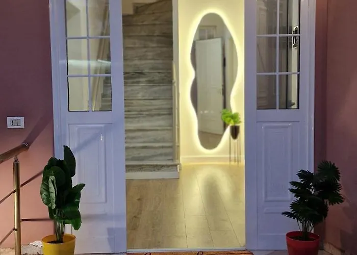 Juar - Modern 3* טיראנה