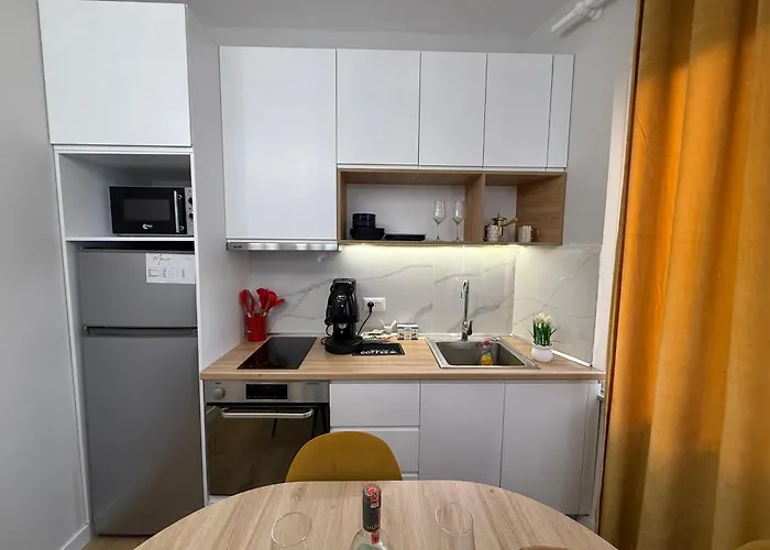 בית הארחה Juar - Modern